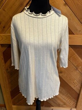 Gilli Cream Ribbed Ruffle-Trim Short Sleeve Top